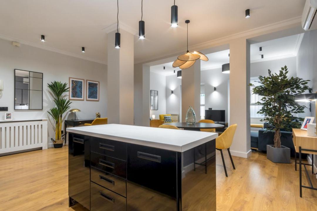 Wide And Modern -1Bd 1,5 Bth- Malasana Madrid Buitenkant foto